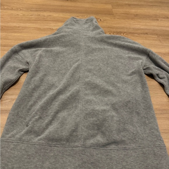 Lululemon Go Forward Pullover - Picture 6 of 7